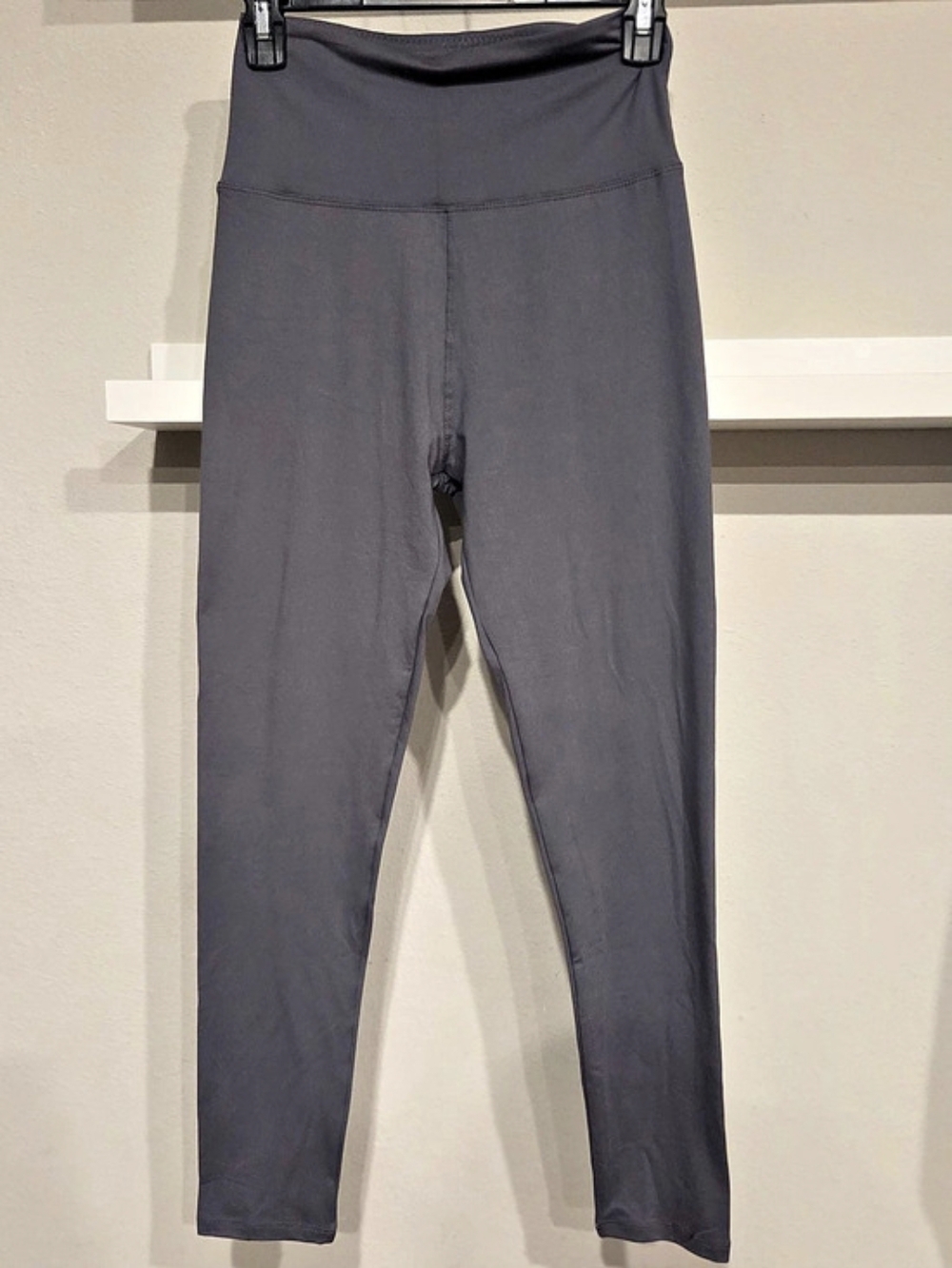 High Rise Leggings in Gray S-M